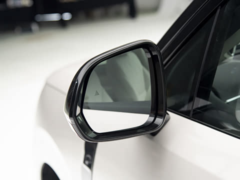 2026�� ���� 585kW ����������