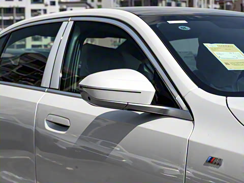 2026�� eDrive 40L M�˶���װ