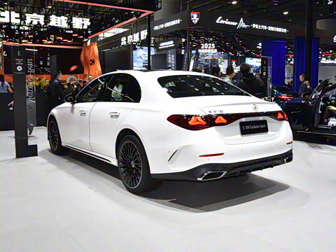 2026�� E 300 �������˶���