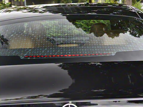 2026�� E 300 L ������