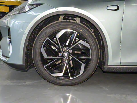 2026�� 550Ultra��ΪǬ��ADS SE��