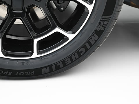 2026�� Hi4-Z �����