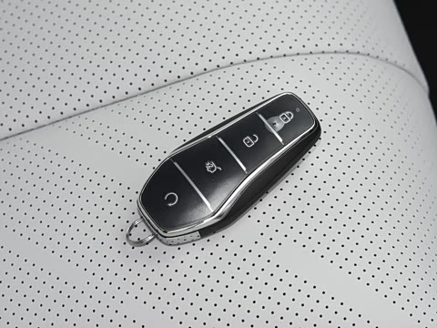 2026�� EV 605KM ��Խ��