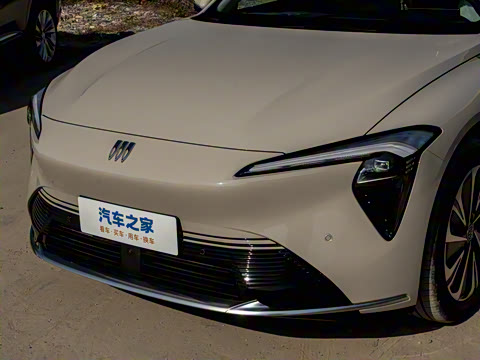 2025�� ������