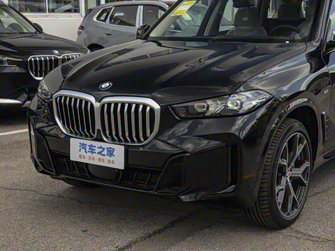 2025�� xDrive 30Li ������M�˶���ҹ��װ