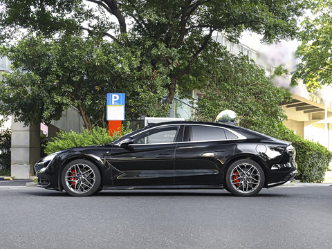 2025�� PHEV �����콢��