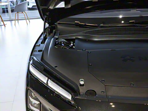 2025�� �ھ������ 100kWh Touring