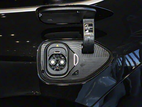 2025�� �ھ������ 100kWh Touring