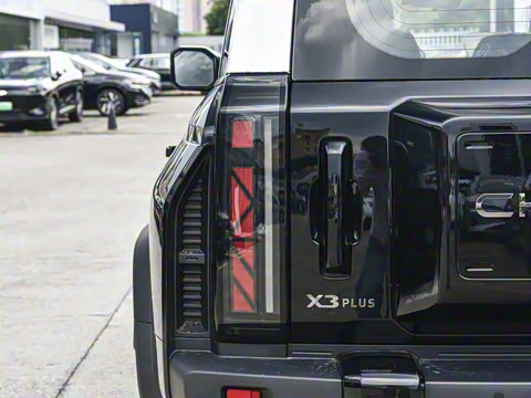 2025�� 501���������