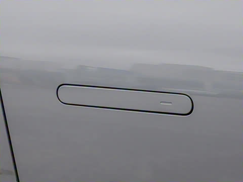 2025�� 750 ���������� Ultra