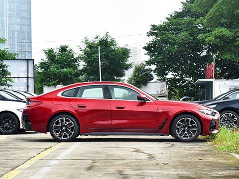 2026�� 425i Gran Coupe M�˶���װ