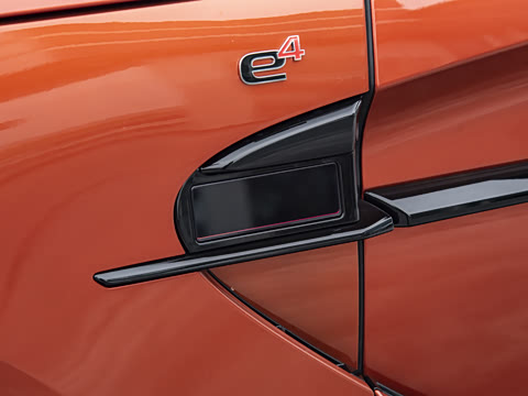 2026�� PHEV ����������