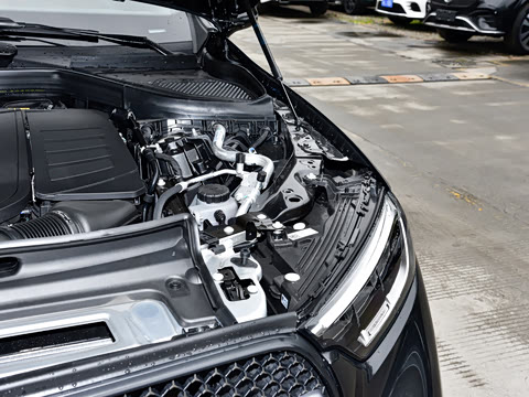 2026�� GLC 300 L 4MATIC ������ 5��