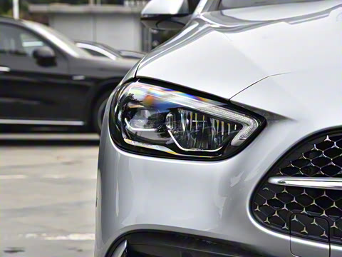 2026�� C 260 L �˶���