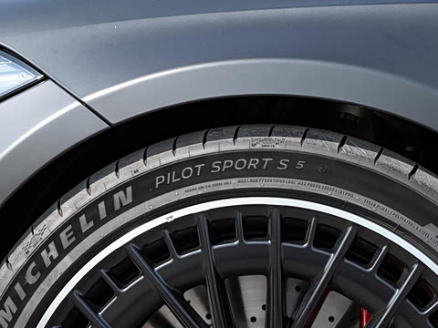 2026�� AMG CLE 53 4MATIC+ ������ܳ�