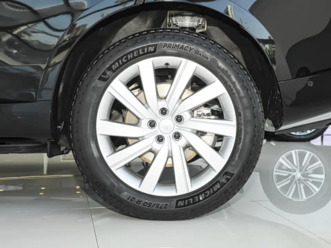 2025�� 3.0 L6 400PS ʢ���ӳ���