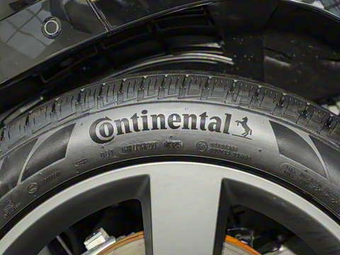 2025�� 110 3.0T P400 X