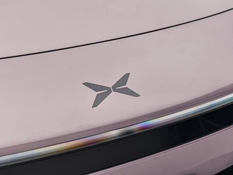 2025�� 750 ���������� Ultra