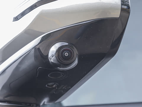 2026�� PLUS 2.0TD XWD���� 7��