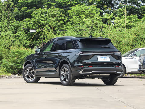 2026�� 2.0T ����������