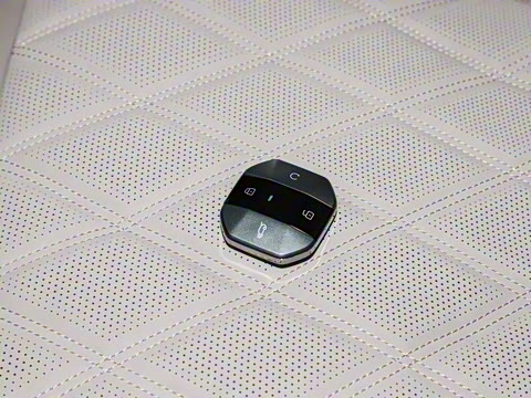 2026�� 211km XWD ����