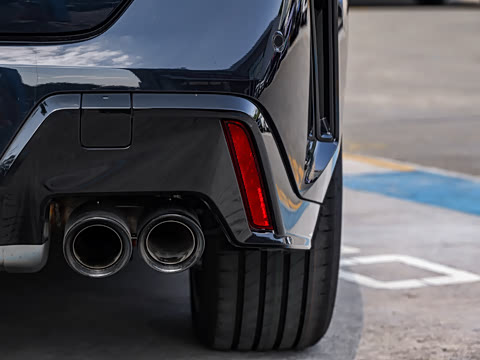 2026�� M235L