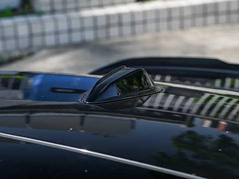 2026�� M235L