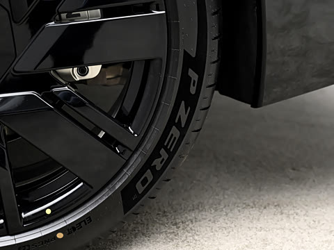 2026�� 102kWh �����е�ǩ����