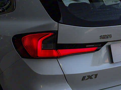 2025�� xDrive30L X�����װ