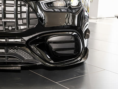 2025�� AMG CLA 45 S 4MATIC+