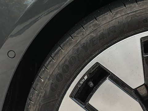 2026�� quattro Ǭ���Ǽݰ�