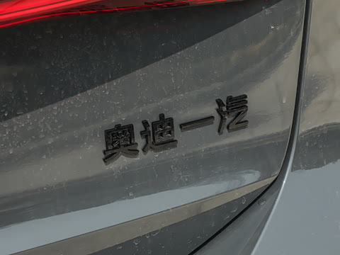 2026�� quattro Ǭ���Ǽݰ�
