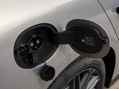2026�� EV �Ǽݰ� 705KM���������