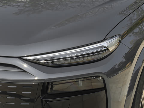 2026�� quattro Ǭ���Ǽݰ�