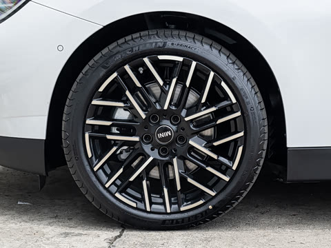 2026�� 463km COOPER SE ����������