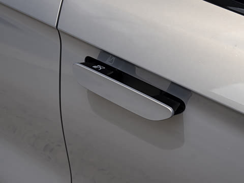 2026�� EV �Ǽݰ� 705KM���������