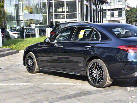 2026�� C 260 L �˶���