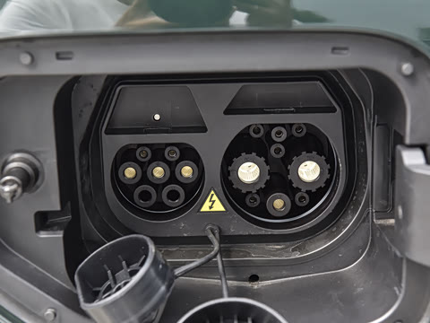 2026�� �������̼�����