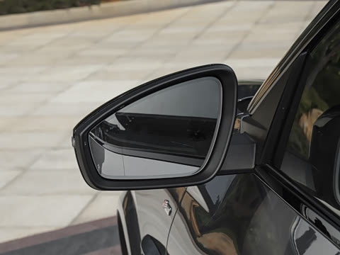 2026�� quattro Ǭ���Ǽݰ�