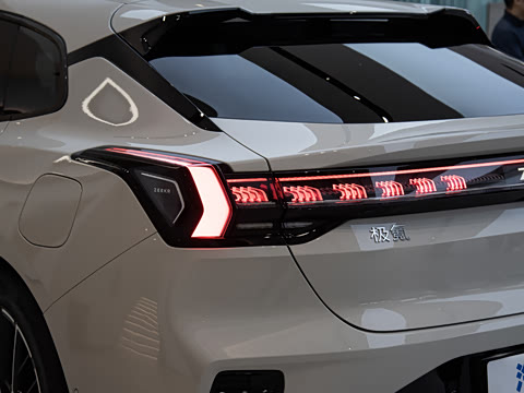 2026�� 103������  Ultra��