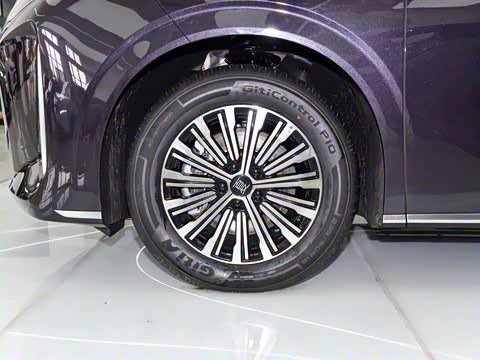 2026 DM-i 1.5T 218KM Խ