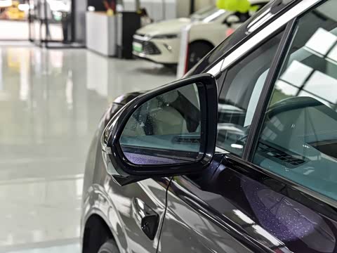 2026 DM-i 1.5T 218KM Խ