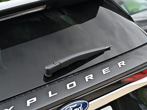 2027�� 2.3T EcoBoost ��������plus�� 7��