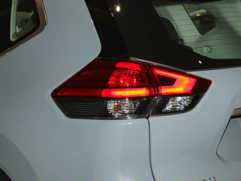 2025�� ���� 2.0L �������İ�