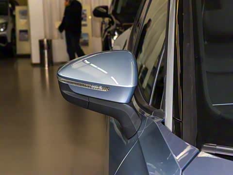 2025�� �Ŀ� ������ ����������