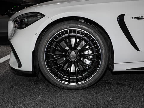 2026�� �Ŀ� AMG CLE 53 4MATIC+ ������ܳ�