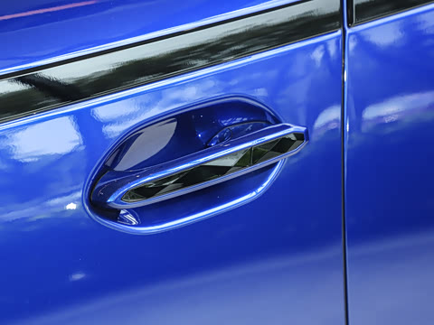 2023�� 50e