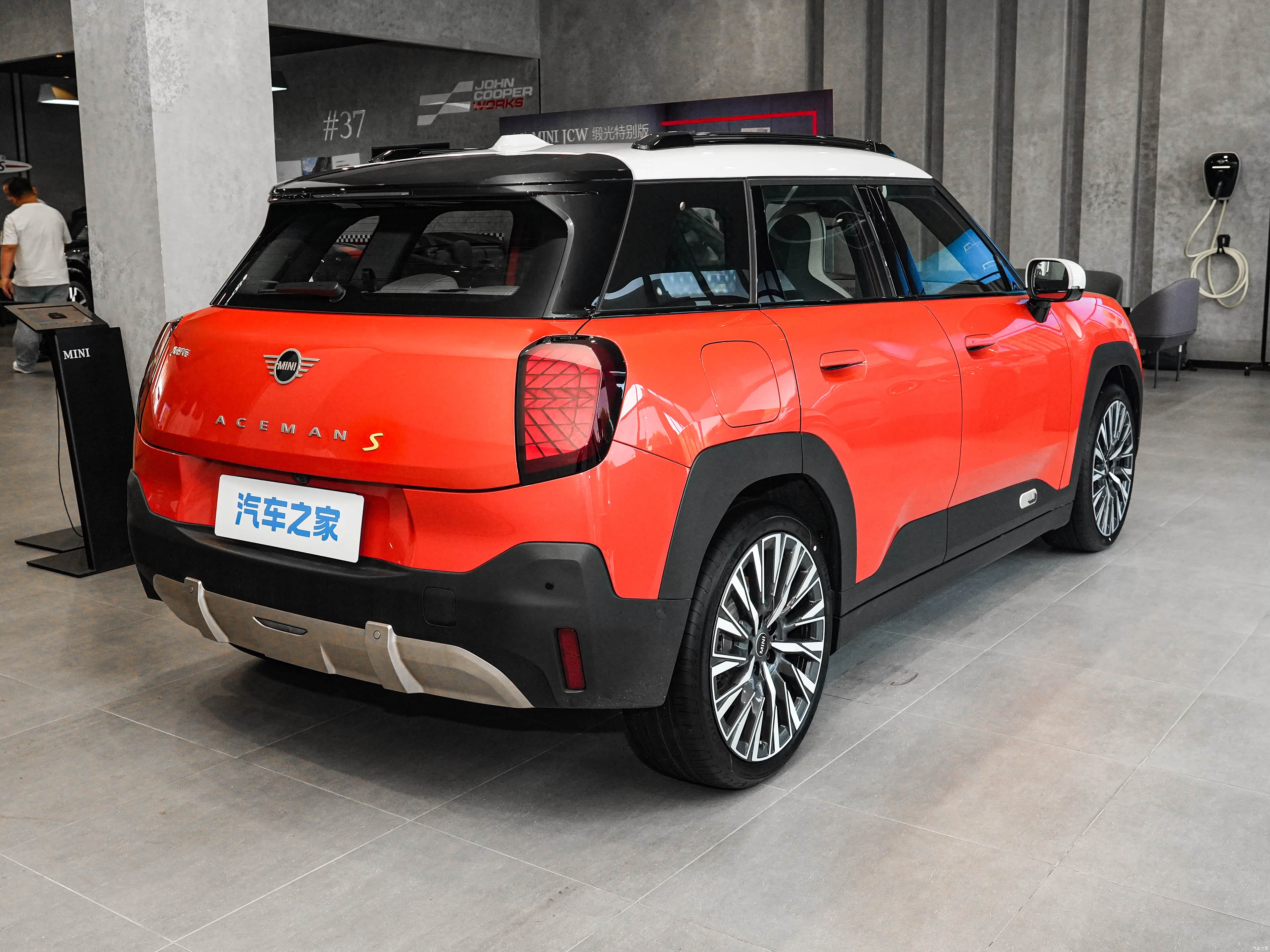 MINI Aceman, миниатюра 7