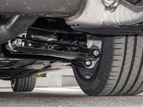 2026�� 530Li ������ M�˶���װ