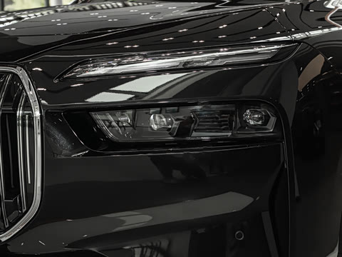 2026�� 740Li ������ ������װ
